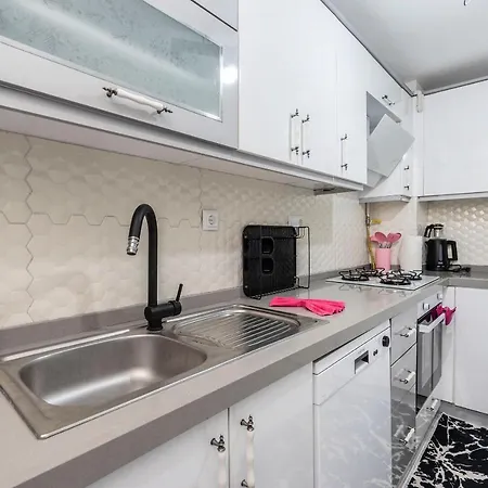 Apartamento 3 Bdrm Close To Central Bursa
