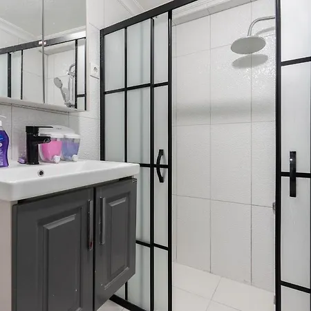 Apartamento 3 Bdrm Close To Central Bursa *